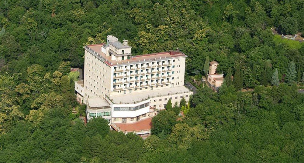 Emmaus Hotel Zafferana Etnea Exteriör bild